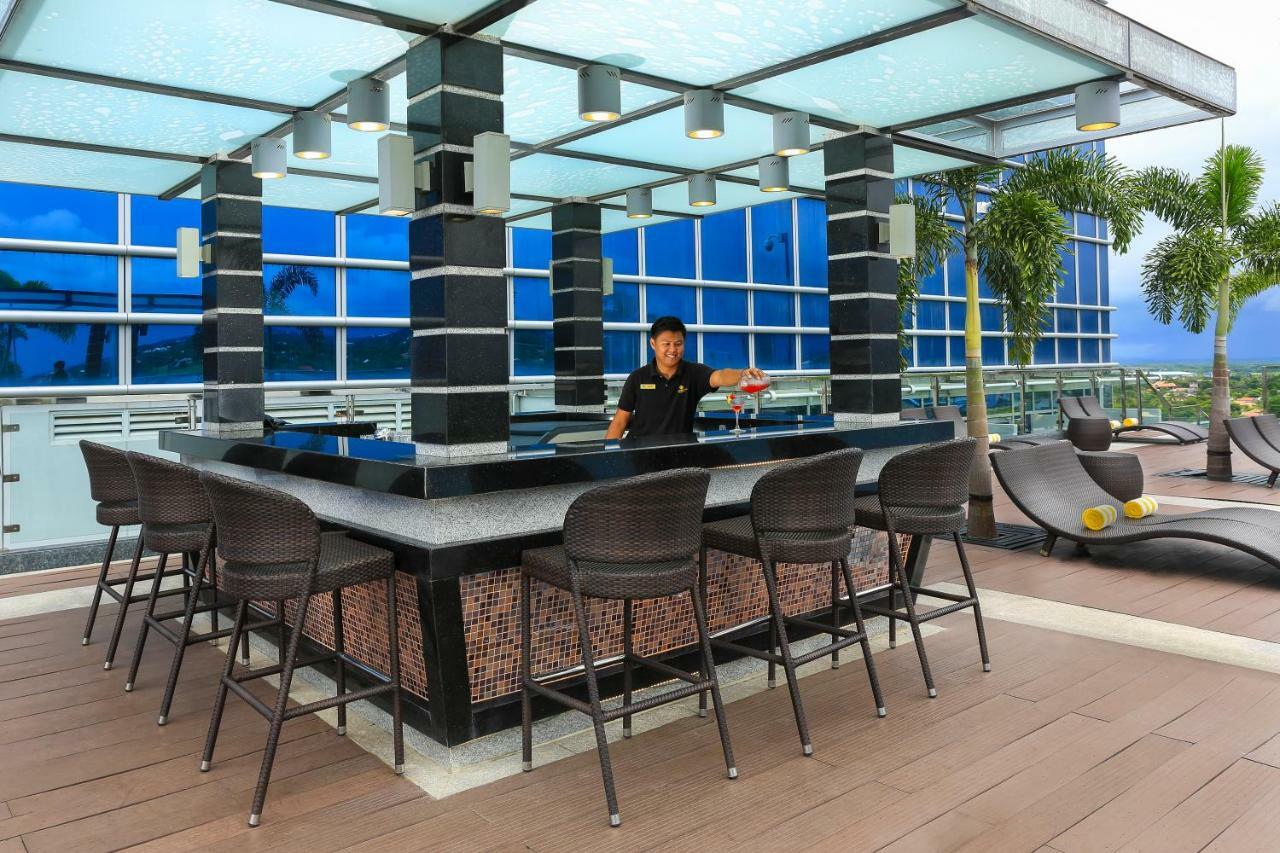 Richmonde Hotel Iloilo Bagian luar foto