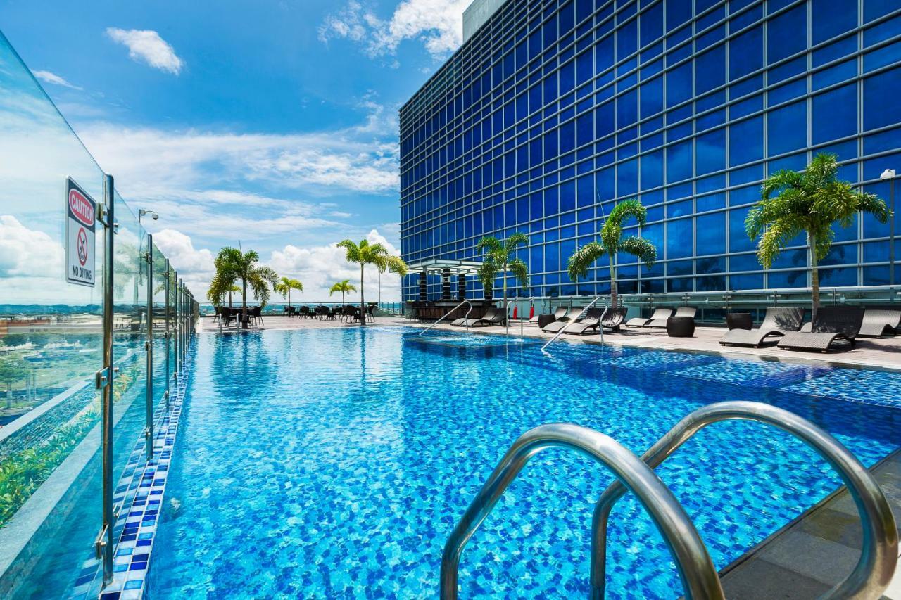 Richmonde Hotel Iloilo Bagian luar foto